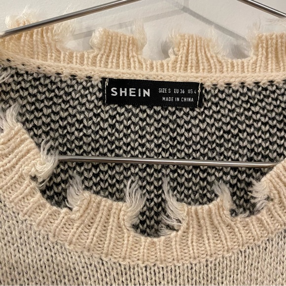 SHEIN Cream & Black Lightning Bolts Distressed Oversized Sweater - Picture 8 of 9